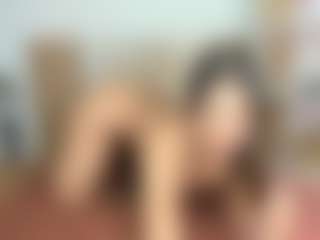 Live cam show with Dannessa - Big Tits Brown Hair on Camsoda Late Night
