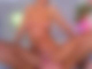 DanieleAida MILF webcam performer live streaming
