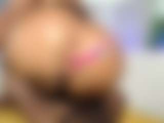 Live cam show with DanieleAida - Drinking on SpunkLive