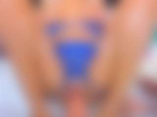 DanieleAida MILF webcam performer live streaming