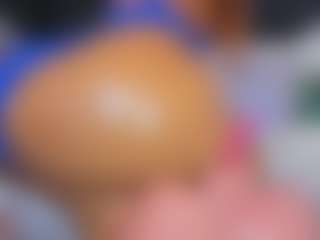 DanieleAida MILF webcam performer live streaming