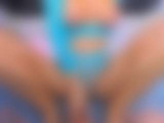 DanieleAida MILF webcam performer live streaming