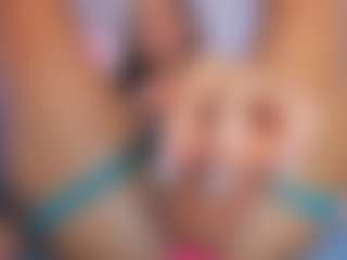 Live cam show with DanieleAida - Dirty Talk on Fling VIP Chat