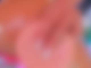 Live cam show with DanieleAida - Bedroom on Hubzter Live