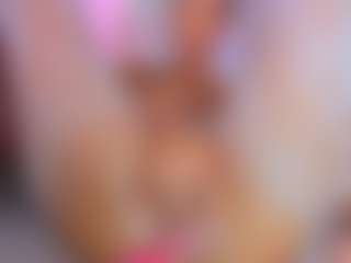 Live cam show with DanieleAida - Lovense MILF on SquirtSoMuch