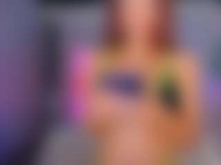 DanieleAida MILF webcam performer live streaming