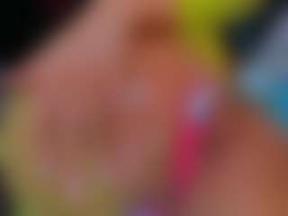 Live cam show with DanieleAida - Dirty Talk on Fling VIP Chat