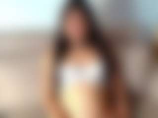 Live cam show with Adeline - MILF on Pornisteam.com