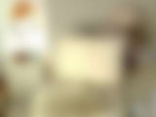 Adeline MILF webcam performer live streaming