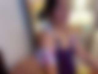Adeline's Live Sex Cam Show