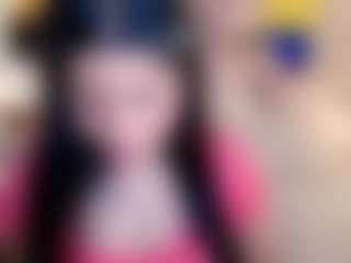 Live cam show with Adeline - Brown Hair MILF on CamSodaAdn