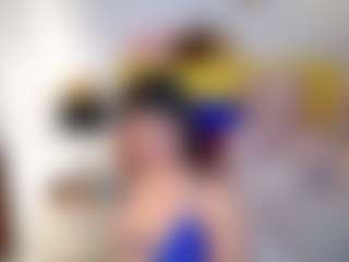 Live cam show with Adeline - Brown Hair MILF on SmokeAndPoke