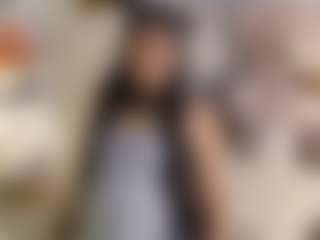 Live cam show with Adeline - Brown Hair on Camsoda