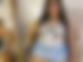 Live cam show with Adeline - Brown Hair on madthumbs