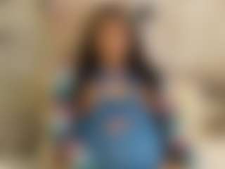 Live cam show with Adeline - Pregnant on dropp.cam