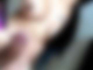 real24cmselfsuckpvt's Live Sex Cam Show