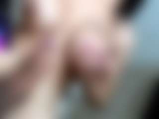 real24cmselfsuckpvt's Live Sex Cam Show