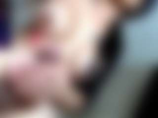 real24cmselfsuckpvt's Live Sex Cam Show