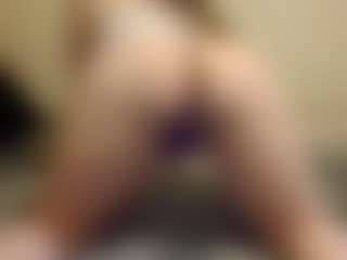HintOfHoneyy's Live Sex Cam Show