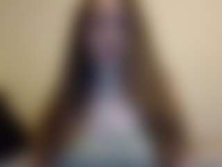 Live cam show with HintOfHoneyy - Bikini on xfollow cams