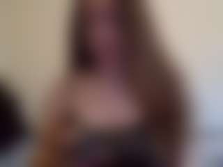 Live cam show with HintOfHoneyy - Living Room on sexytreat.net