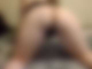 Live cam show with HintOfHoneyy - Pregnant on AdultVida.com