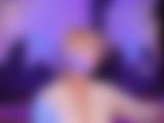 Live cam show with AlysiaSun - Student on Camsoda
