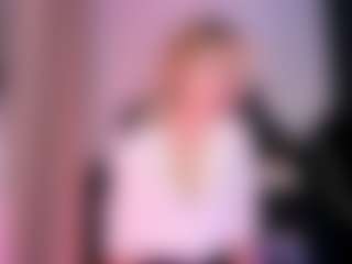 Live cam show with AlysiaSun - Teasing on CamClone