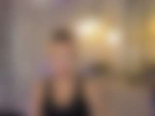 Live cam show with AlysiaSun - Blonde Hair on UwU Esports