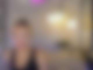 Live cam show with AlysiaSun - Blonde Hair Petite on TeamSkeetLive