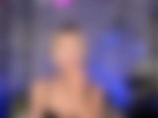 Live cam show with AlysiaSun - Barelylegal on intimatelivegirls.com