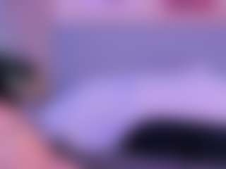 Live cam show with Kim joi - Petite on Hubzter Live