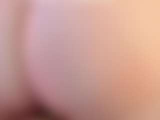 Live cam show with Kim joi - Athletic Public on Camsoda