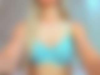 Live cam show with Donna - Solo on Camsoda