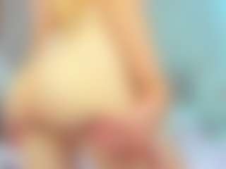 Live cam show with Donna - Small Ass on Strip Flash - Live Sex Shows