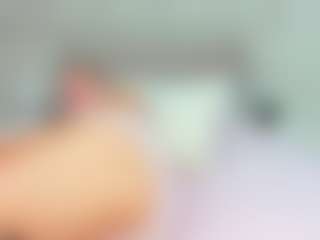 Live cam show with Donna - Brown Eyes Blonde Hair on xfollow cams