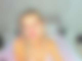 Live cam show with Donna - Upskirt on alttransgirls