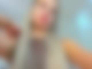 Live cam show with Donna - Fuck on Fling VIP Chat