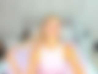 Live cam show with Donna - Petite on Porn Luv