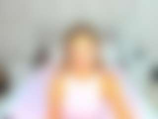 Live cam show with Donna - Skinny on CamSodaAdn