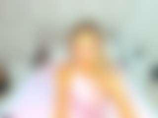 Live cam show with Donna - Small Tits on livesexfox.com
