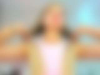 Live cam show with Donna - Upskirt on Camversity