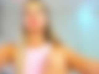 Live cam show with Donna - Normal on Stripli.com