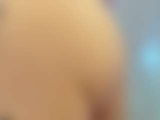 Live cam show with Donna - Bedroom Blonde Hair on makecum.org