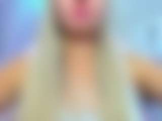 Live cam show with Donna - Blonde Hair Petite on Camsoda
