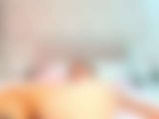 Live cam show with Donna - Cute on Camsoda