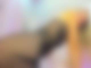 Live cam show with Donna - Upskirt on Camsoda