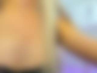 Live cam show with Donna - Normal on sexytreat.net