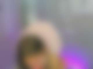 Live cam show with Donna - Blonde Hair on xblisslive.com
