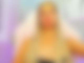Live cam show with Donna - Small Ass on xblisslive.com